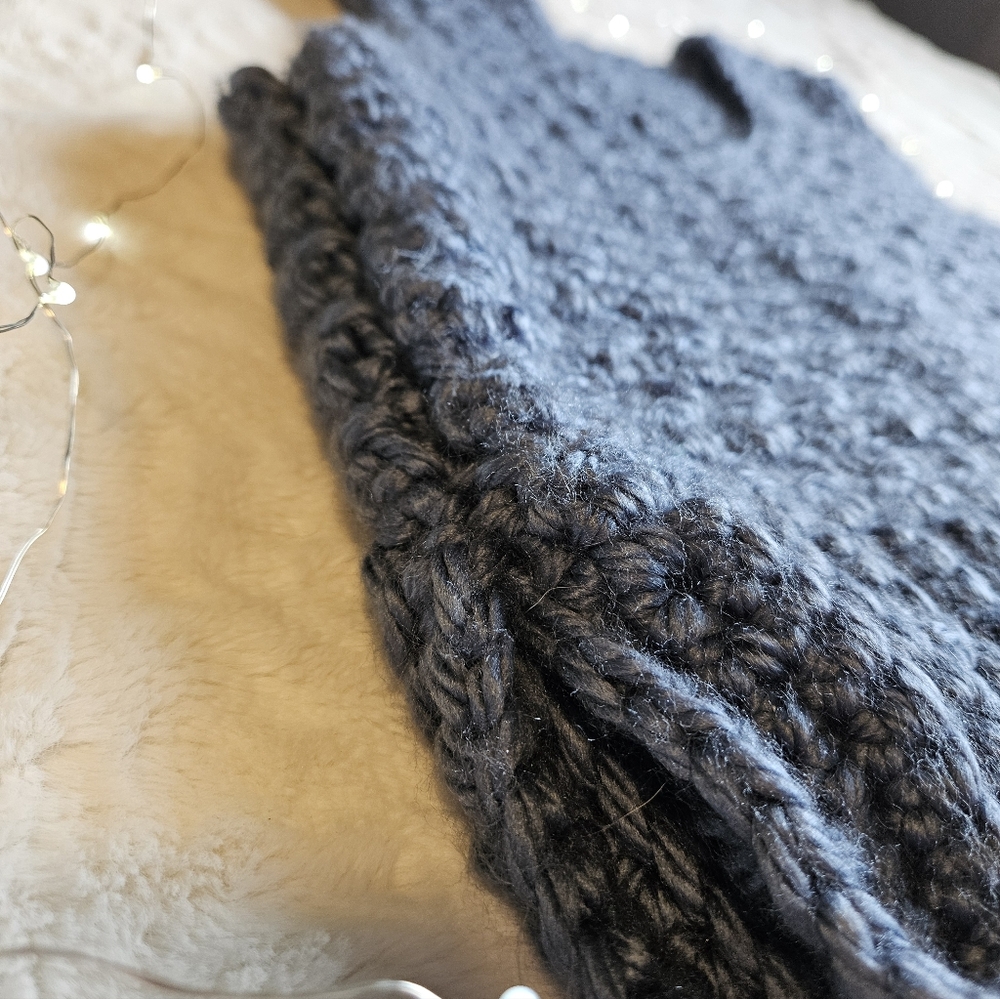 Handmade Blue Knit Sweater Vest - Picture 3 of 6
